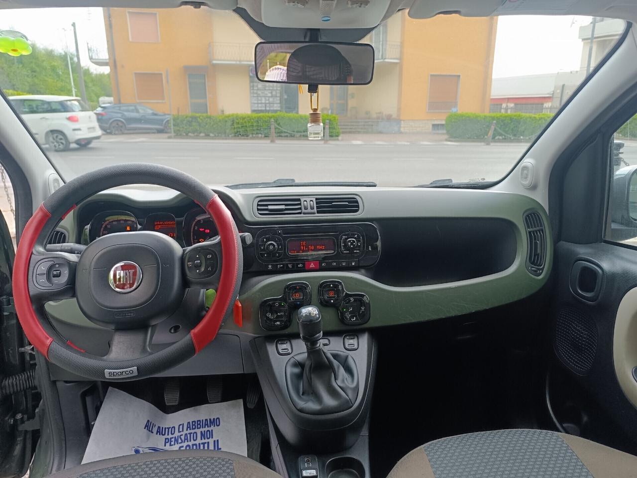 Fiat Panda 0.9 Natural Power Trekking 2 TRENI GOMME