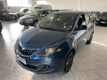 Lancia Ypsilon 1.0 FireFly 5 porte S&S Hybryd Gold