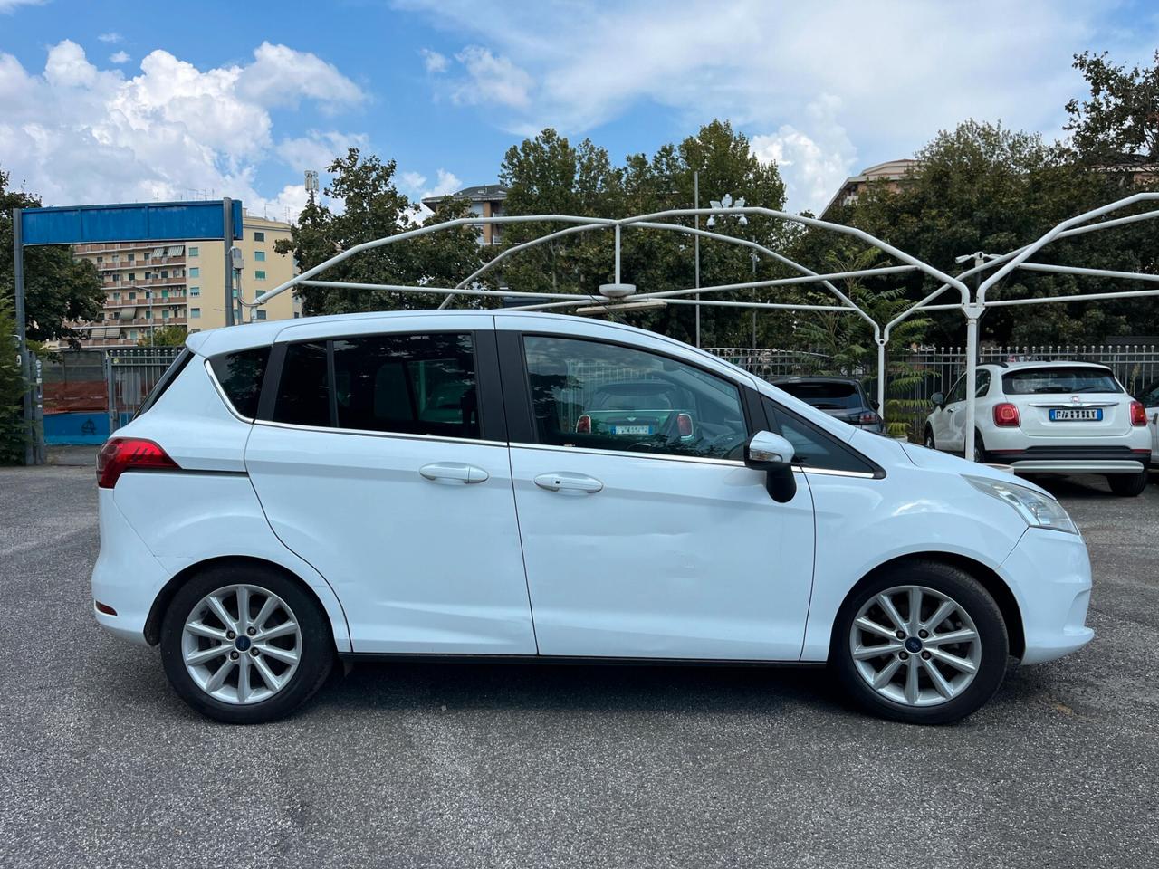 Ford B-Max 1.4 90 CV GPL Business Titanium