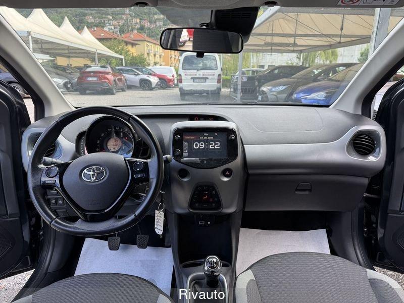 Toyota Aygo Aygo Connect 1.0 VVT-i 72 CV 5 porte x-play