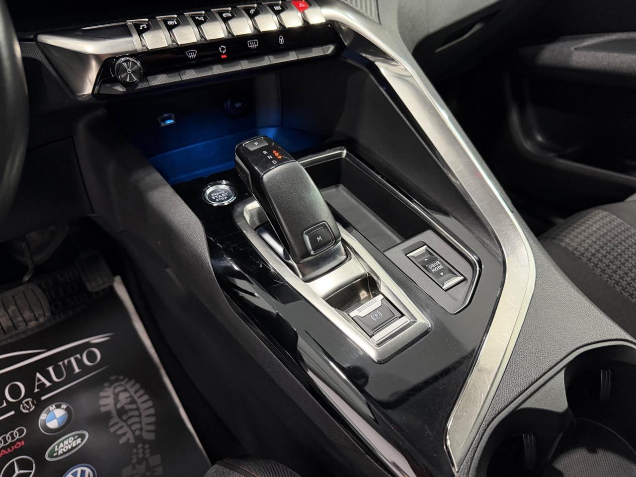Peugeot 3008 BlueHDi 130 S&S EAT8 Allure