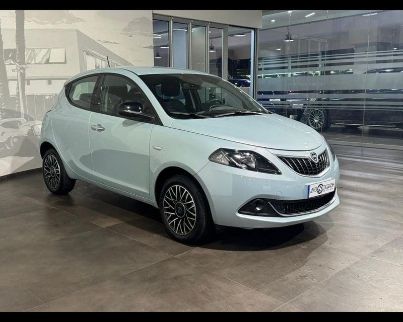 Lancia Ypsilon 3ª serie 1.0 FireFly 5 porte S&S Hybrid Platino