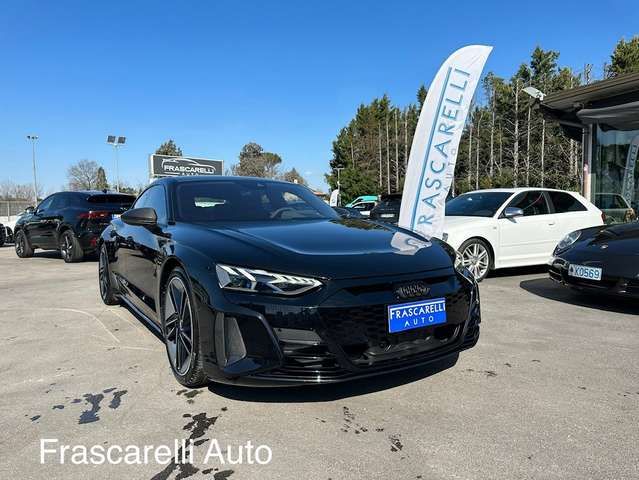 Audi e-tron GT RS quattro/ full full