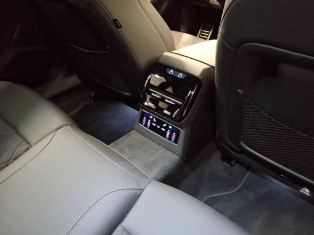 AUDI A6 Avant TDI 150 kW S tronic quattro S line edition.