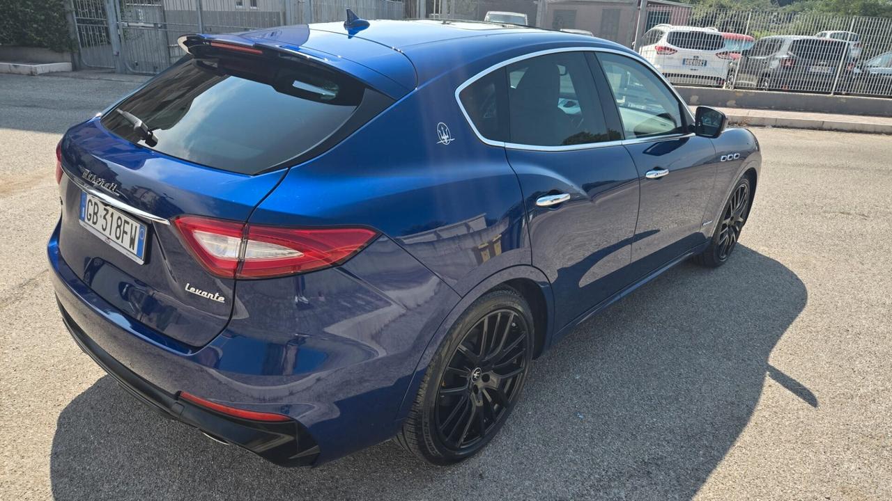 Maserati Levante V6 AWD Gransport