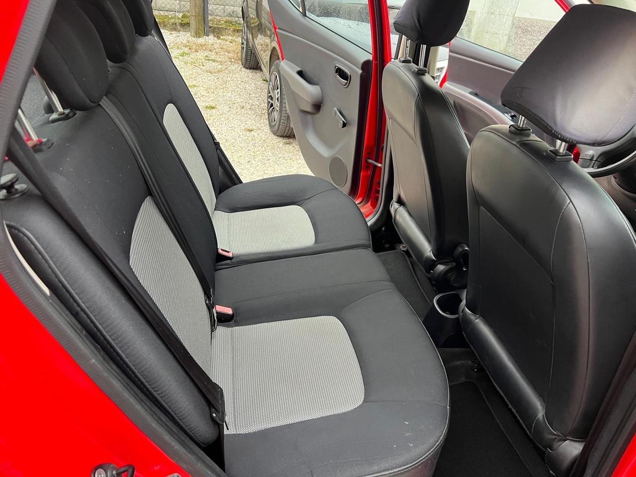 Hyundai i10 1.1 12V BlueDrive GPL Active