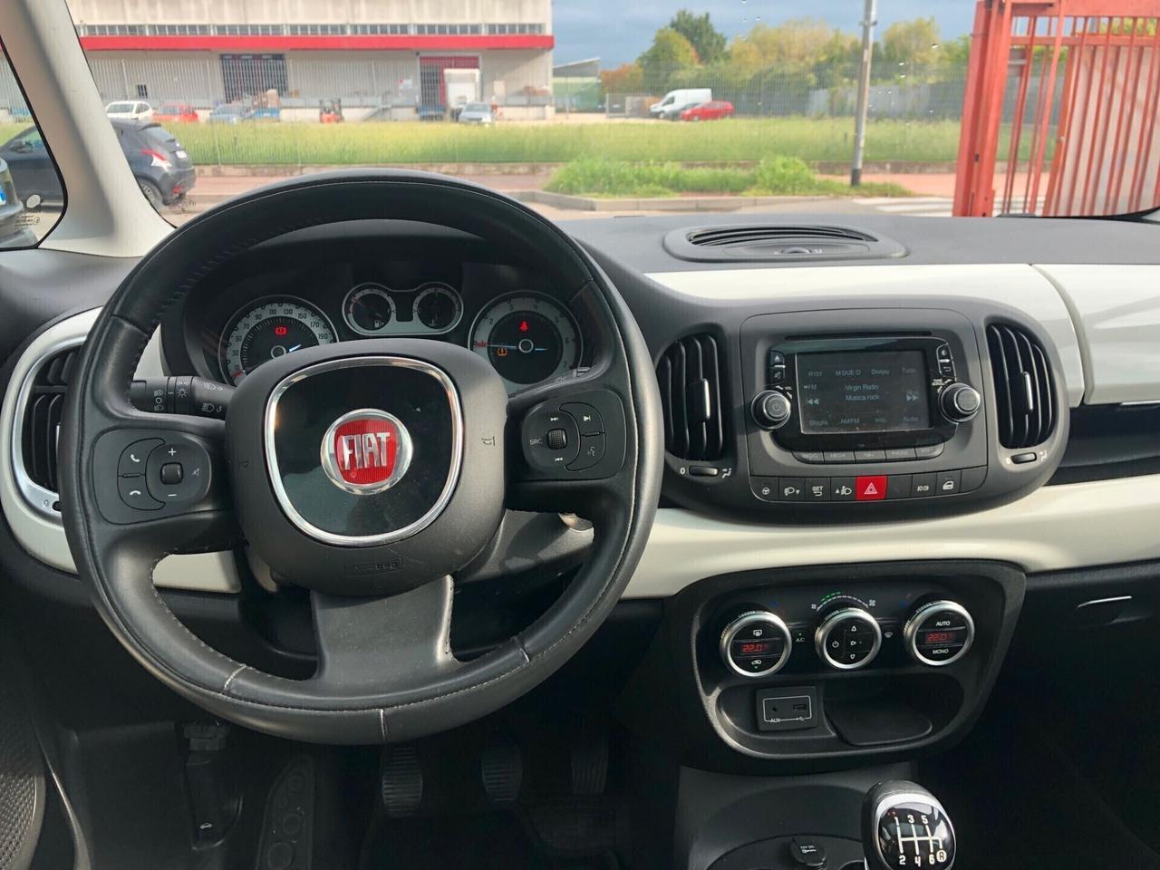 FIAT 500 l 1.4 95 CV TREKKING