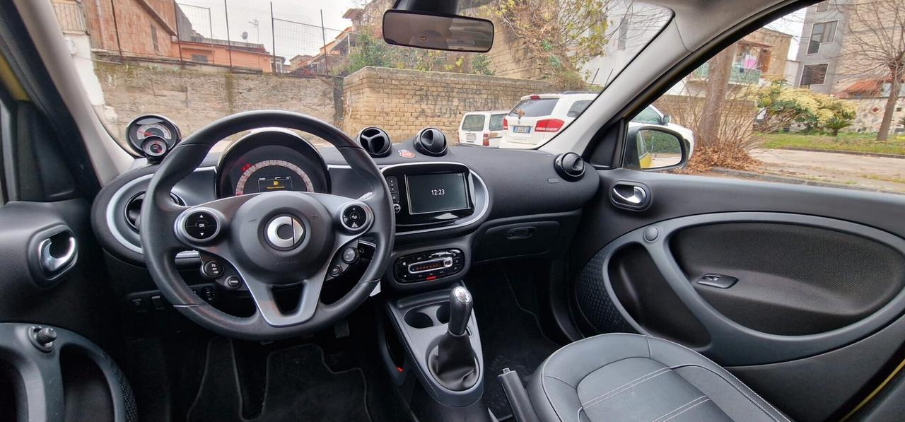 Smart ForFour 1.0 70CV PRIME LED NAVI. FINANZIAMENTI ANCHE SENZA BUSTA PAGA!