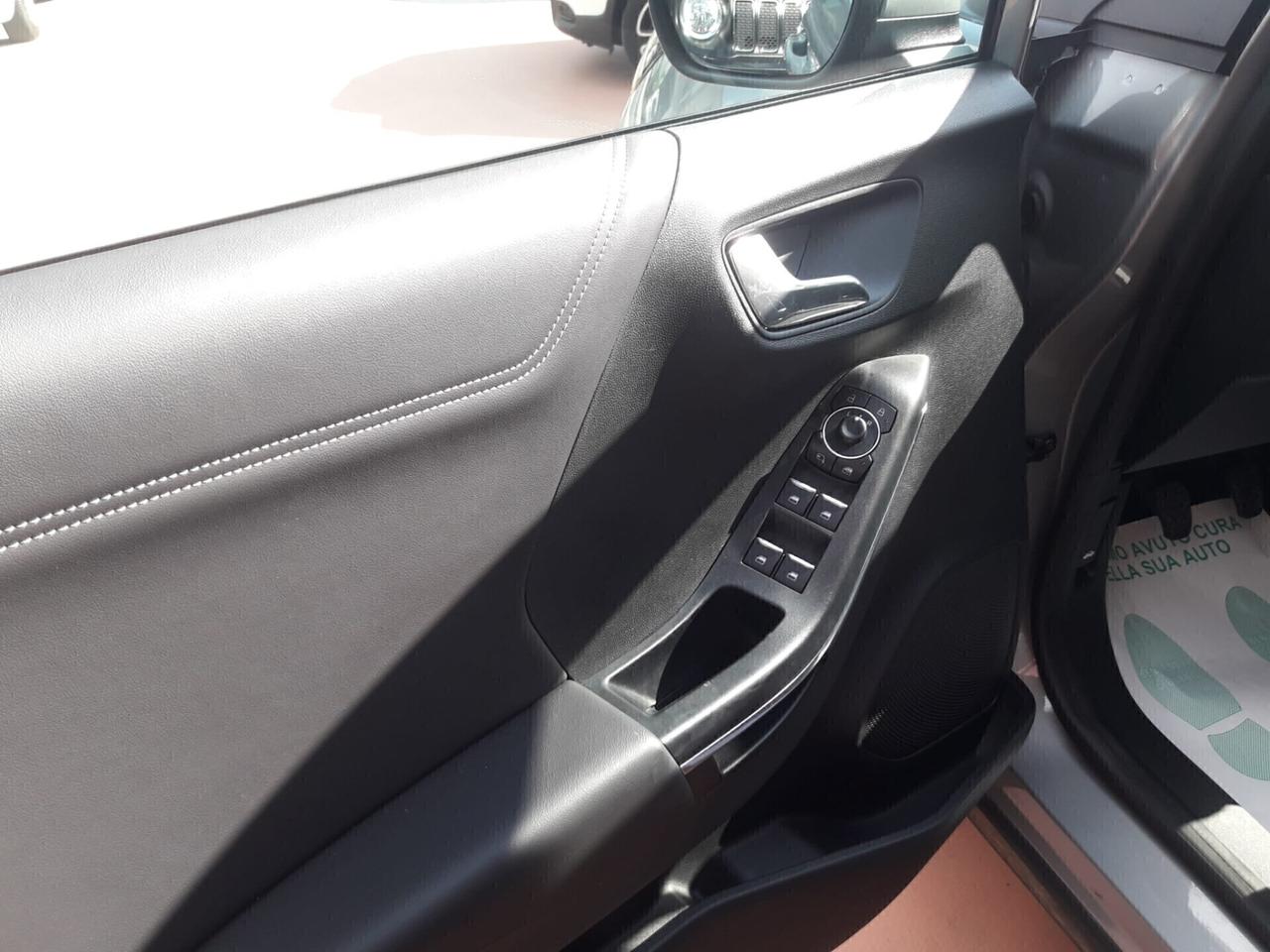 Ford Puma 1.0 EcoBoost Hybrid 125 CV S&S Titanium