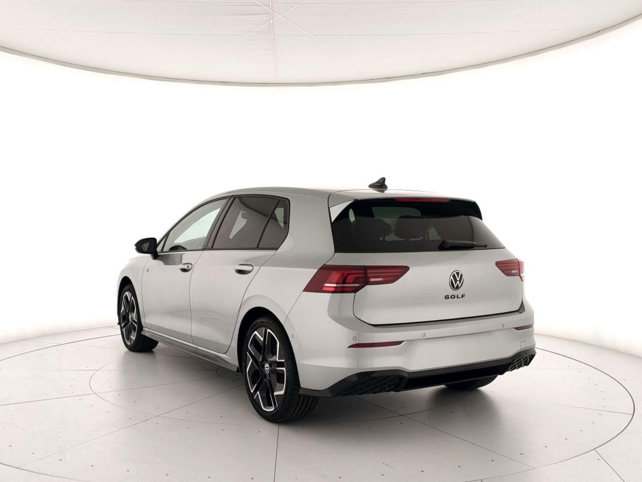 Volkswagen Golf 2.0 tdi r-line plus 150cv dsg