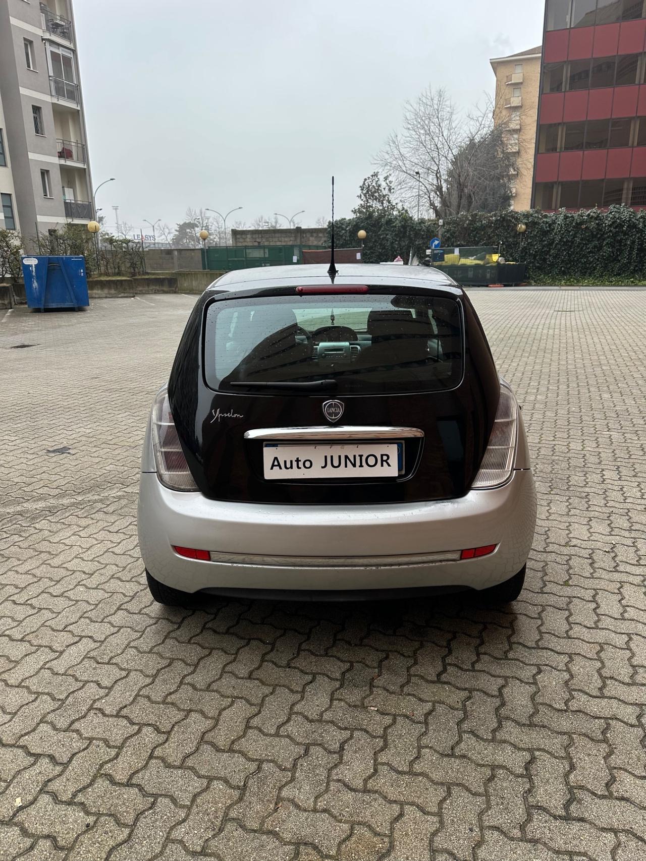 Lancia Ypsilon 1.2 Argento