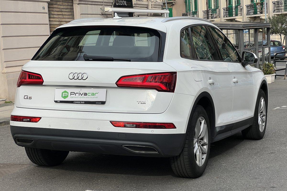 AUDI Q5 2.0 TDI 150 CV Business Sport