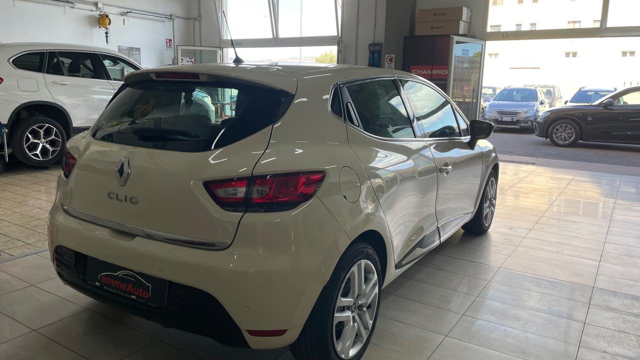 Renault Clio TCe 12V 90 CV Start&Stop 5 porte Energy Duel