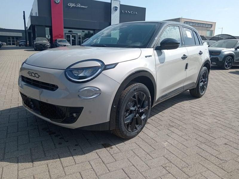 FIAT 600 1.2 Hybrid 145cv Sport Ed Mil Cort 26