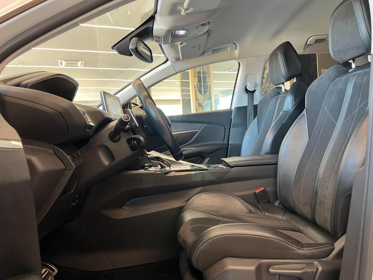 Peugeot 3008 BlueHDi 120 S&S EAT6 Crossway