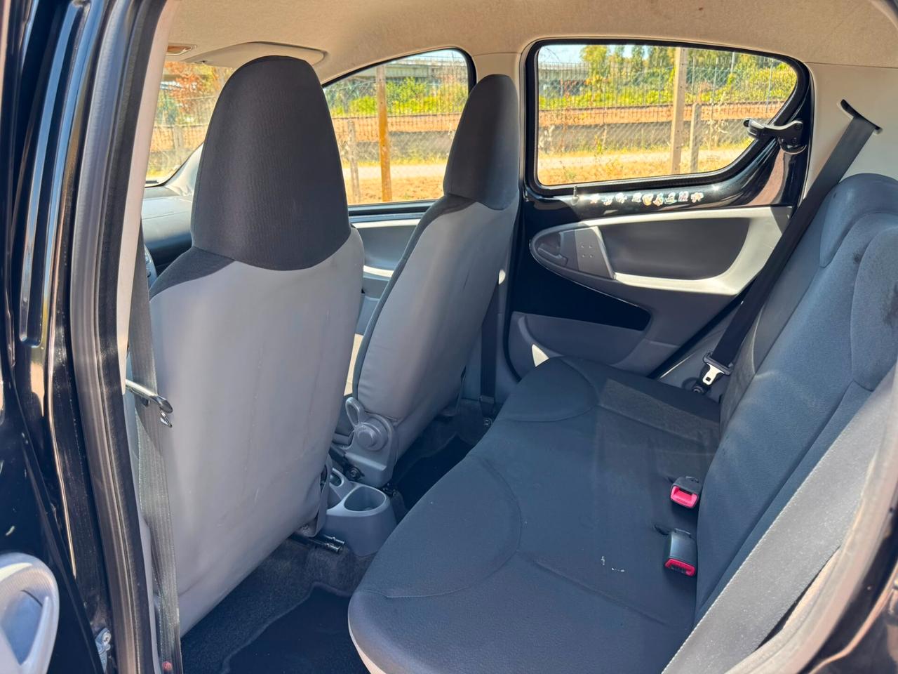 Toyota Aygo 1.0 12V VVT-i 5 porte Deep Ocean Connect