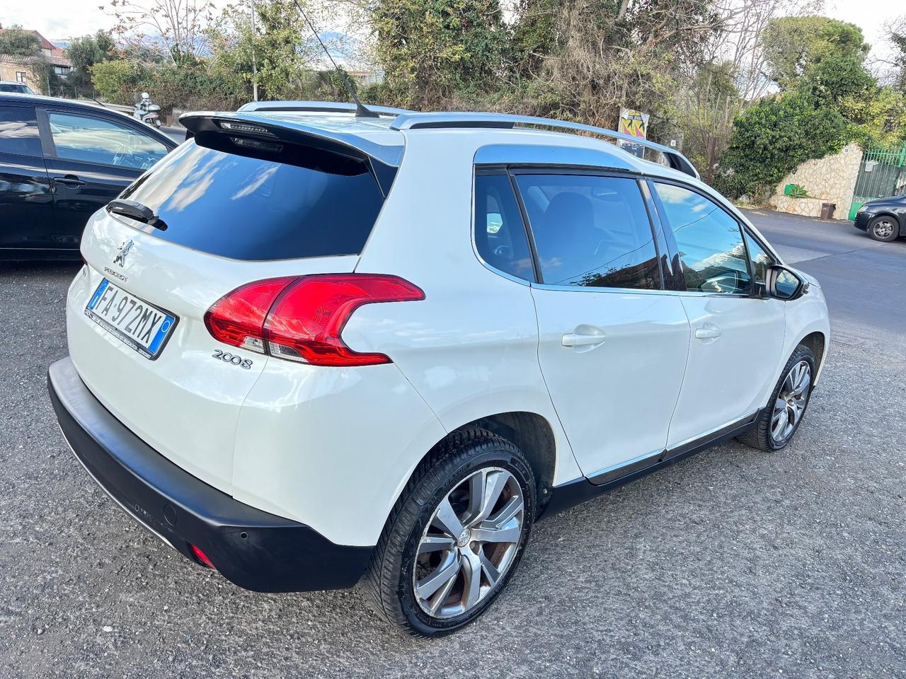 Peugeot 2008 BlueHDi 100 Allure