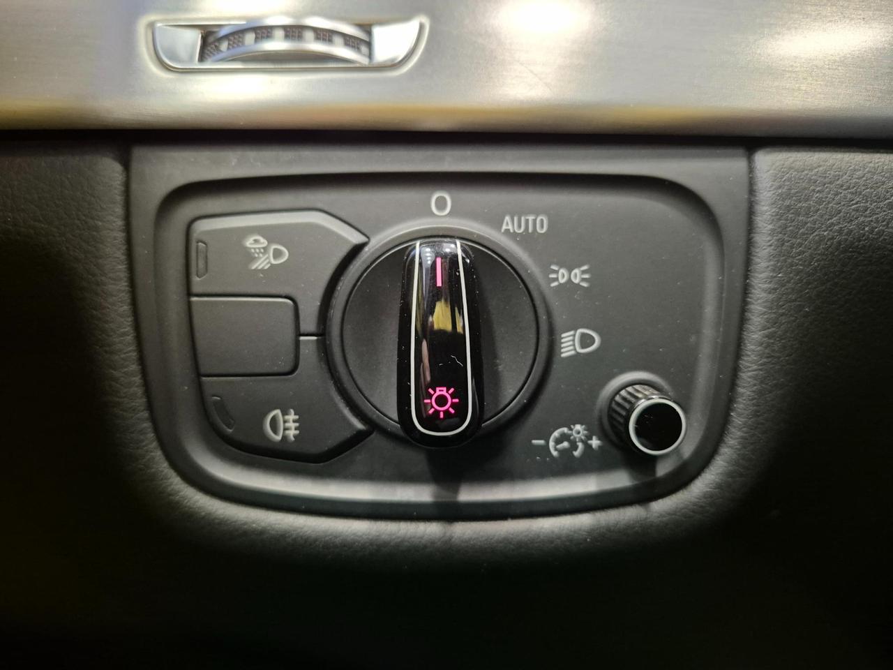 Audi A8 3.0 V6 tdi quattro tiptronic - Cam - Cruise/Lim - Soft Close