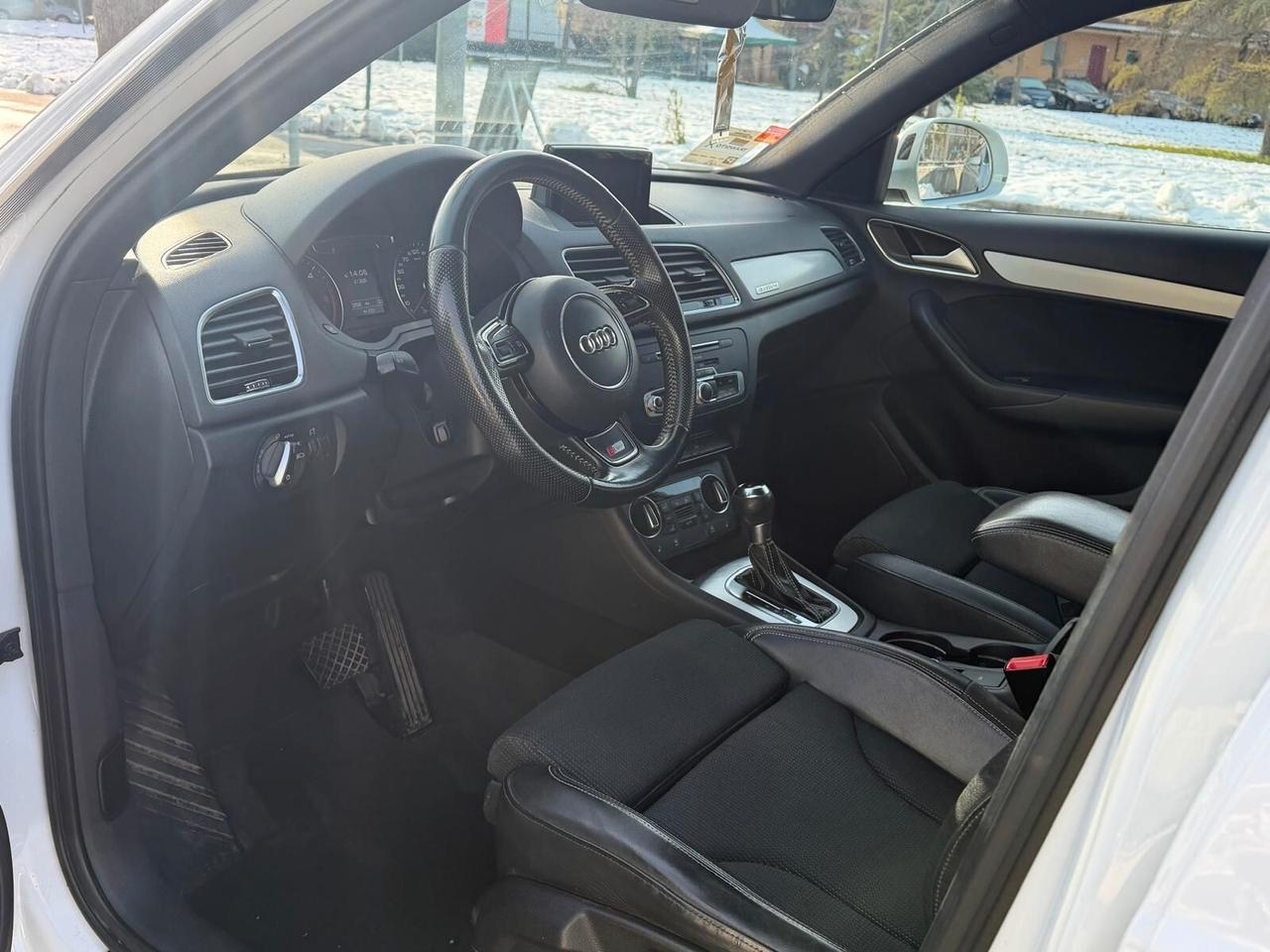 Audi Q3 2.0 TDI 150 CV S tronic line Edition