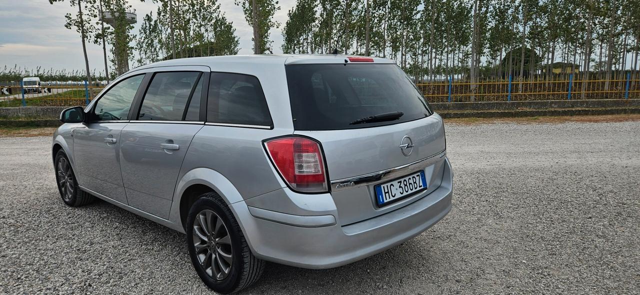 Opel Astra 1.7 CDTI 110CV ecoFLEX Station Wagon Edition