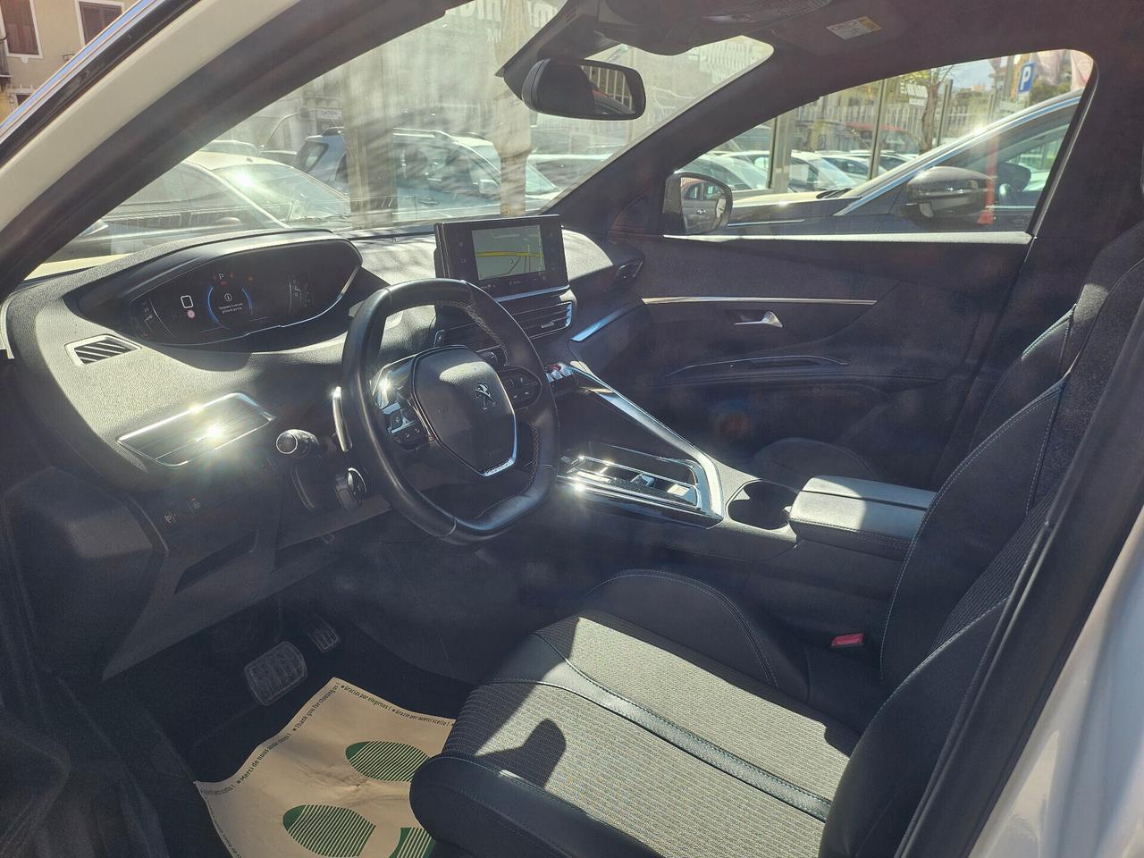 Peugeot 3008 BlueHDi 130 EAT8 Allure Pack 04/2023