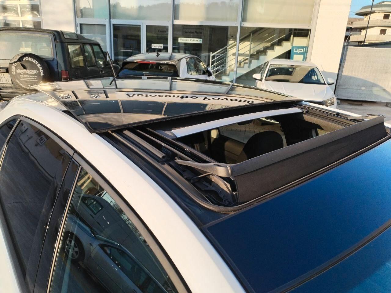 Volkswagen Taigo 1.0 TSI 110 CV R-Line