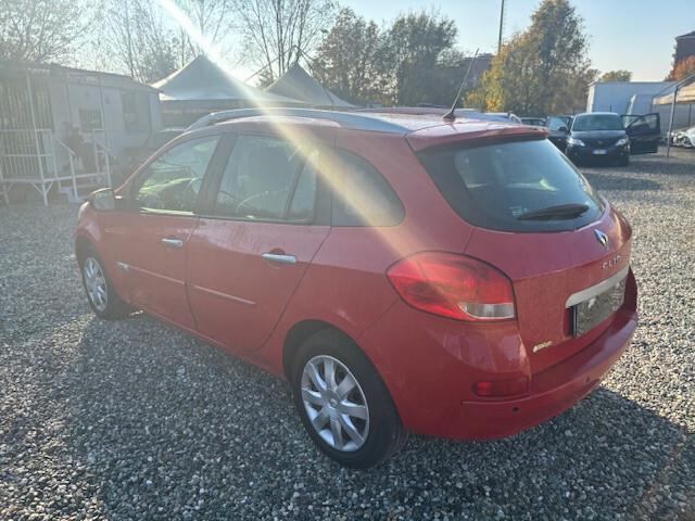 Renault Clio 1.2 16V SporTour Confort