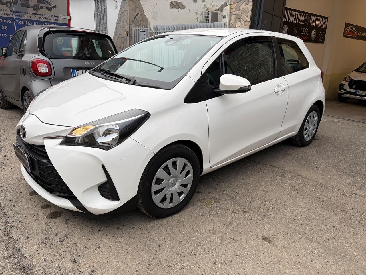 Toyota Yaris 1.0 3 porte Cool GPL