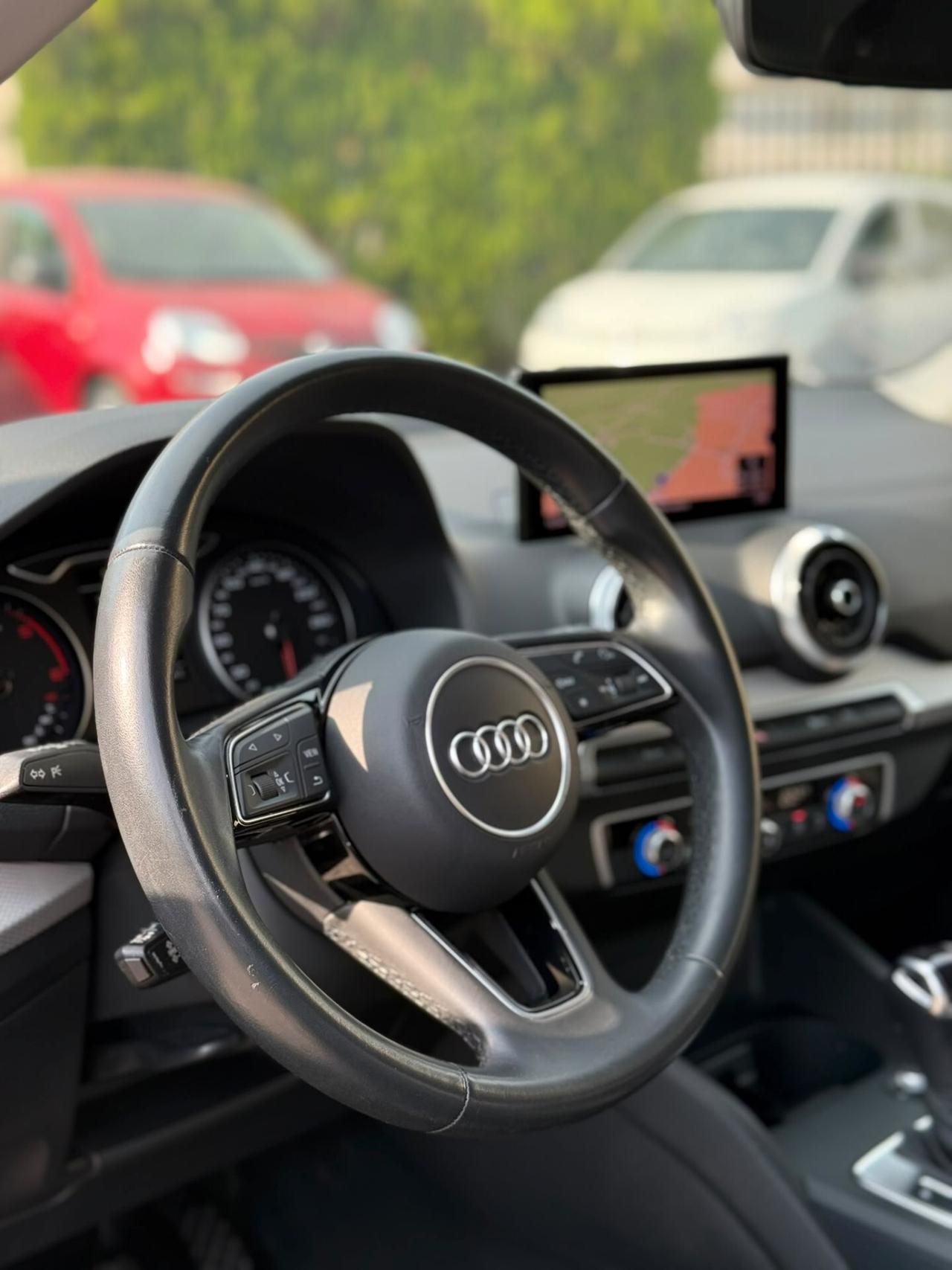 Audi Q2 35 TDI S tronic Business Plus