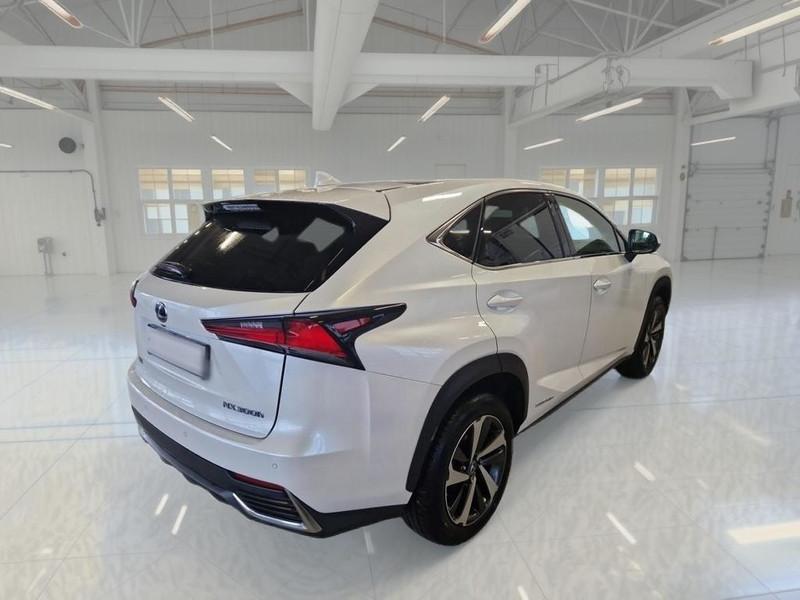 LEXUS NX 300h Hybrid Luxury 4WD