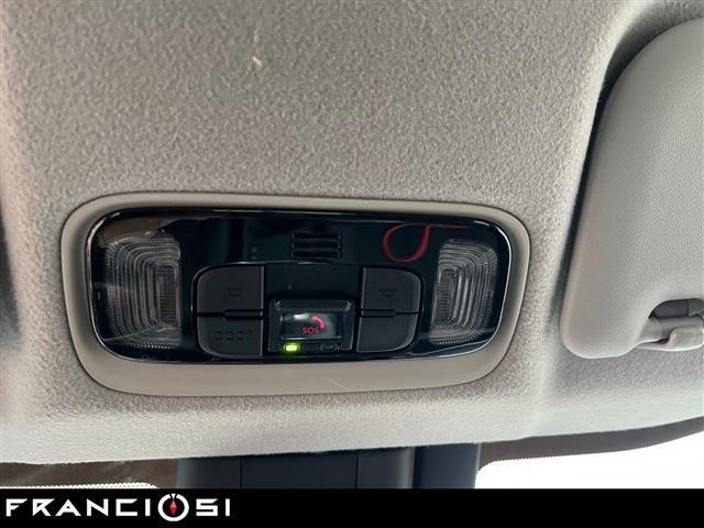 TOYOTA Yaris 1.5 Hybrid Trend e-CVT