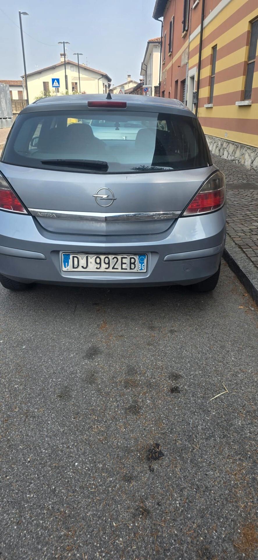 Opel Astra 1.7CDTI OK NEOPATENTATI