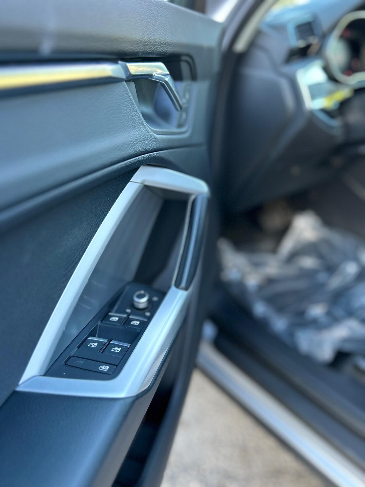 Audi Q3 35 TDI quattro S tronic IVA ESPOSTA