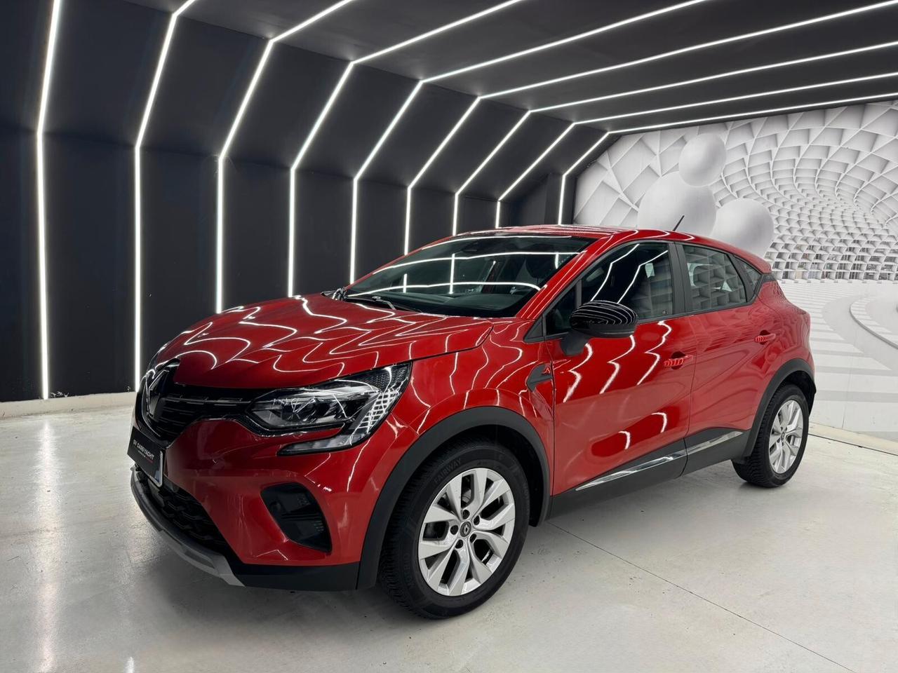 Renault Captur TCe 101CV-KM CERTIFICATI-12 MESI DI GARANZIA-PERMUTE