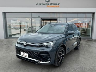 Volkswagen Tiguan 2.0 tdi R-Line 4motion 193cv dsg TETTO APRIBILE