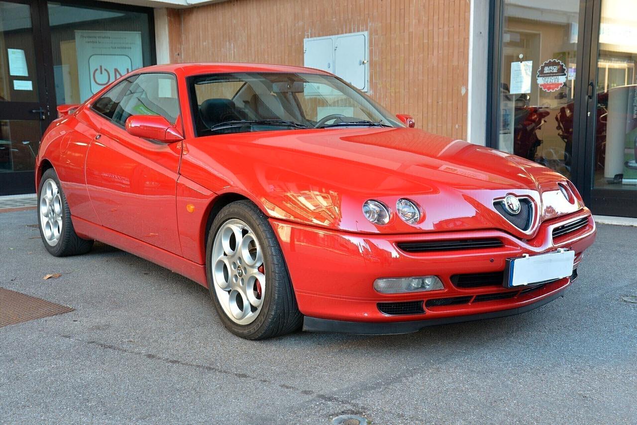 Alfa Romeo GTV 3.0i V6 24V Lusso