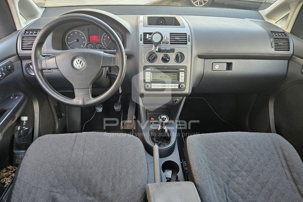 VOLKSWAGEN Touran 1.6 Trendline Bifuel G