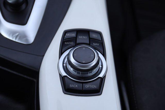 BMW 118 d 5p. Urban