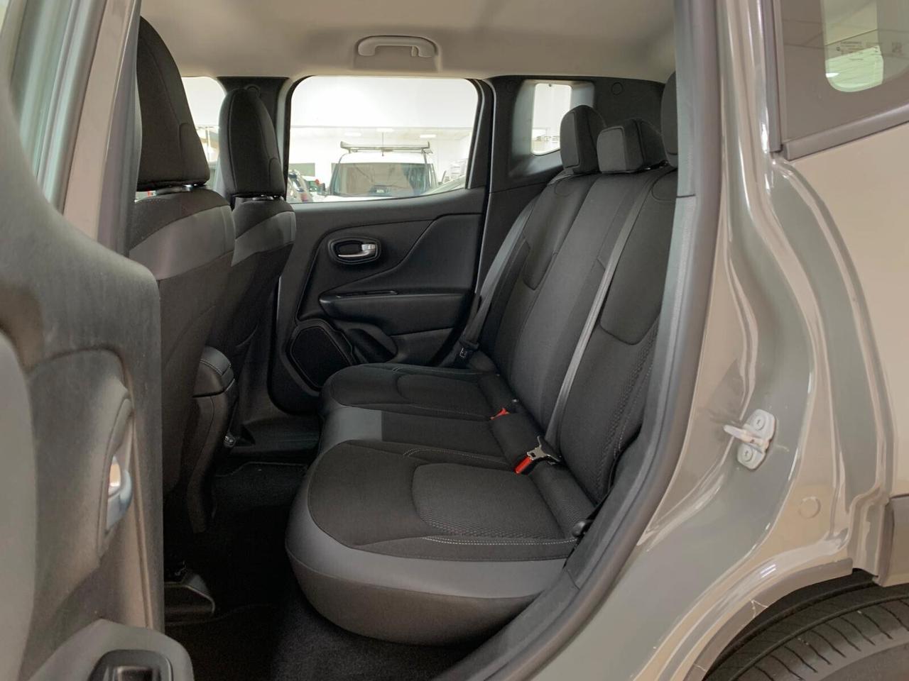 Jeep Renegade 1.3 T4 DDCT S