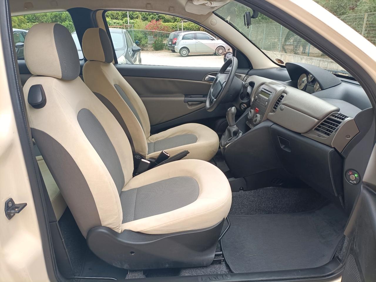 Lancia Ypsilon 1.3 Multijet *ok neopatentati*