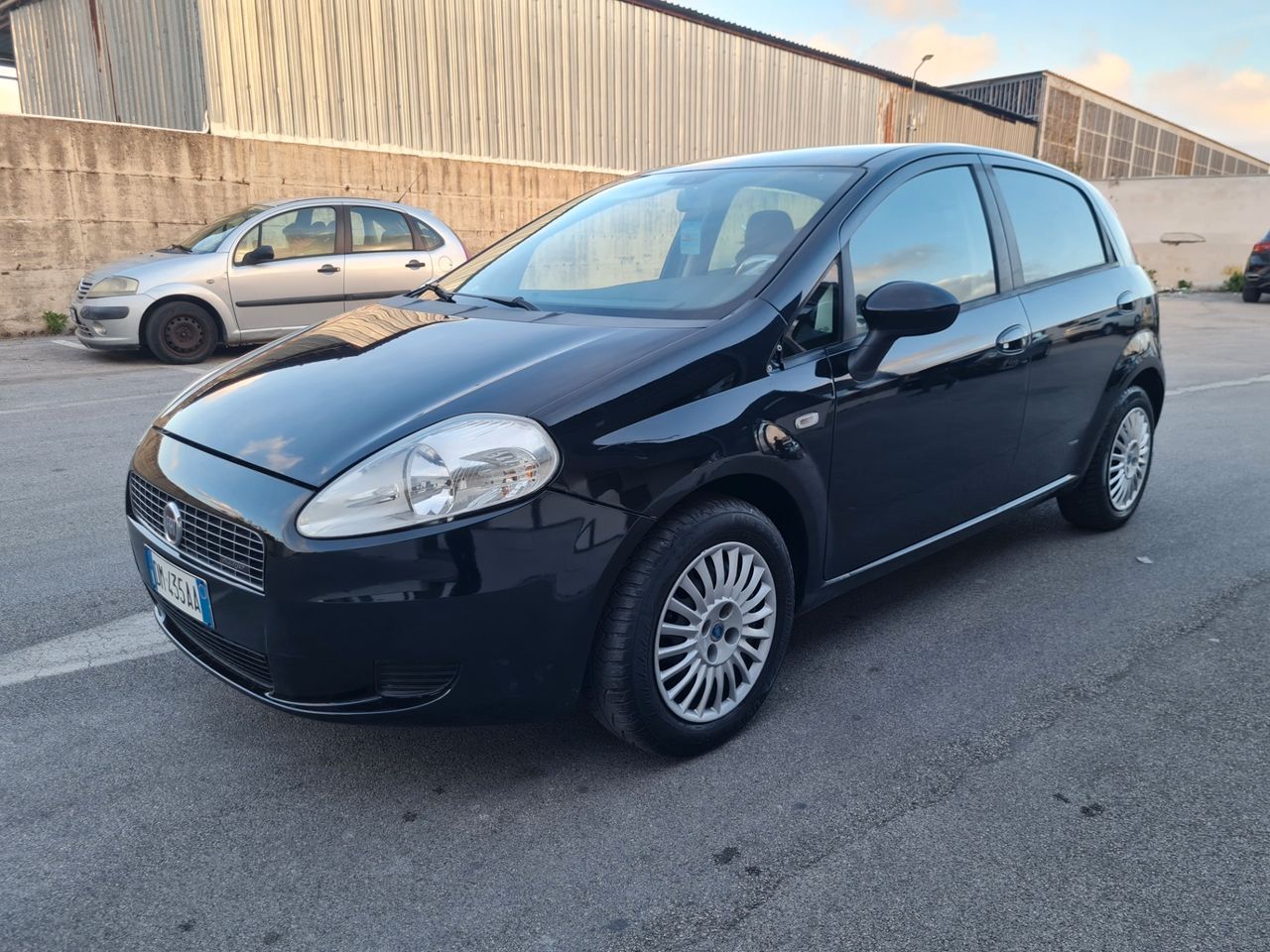 Fiat G. Punto 1.3 MJT 90 CV 5 P. N 1 AUTOCARRO 4 POSTI