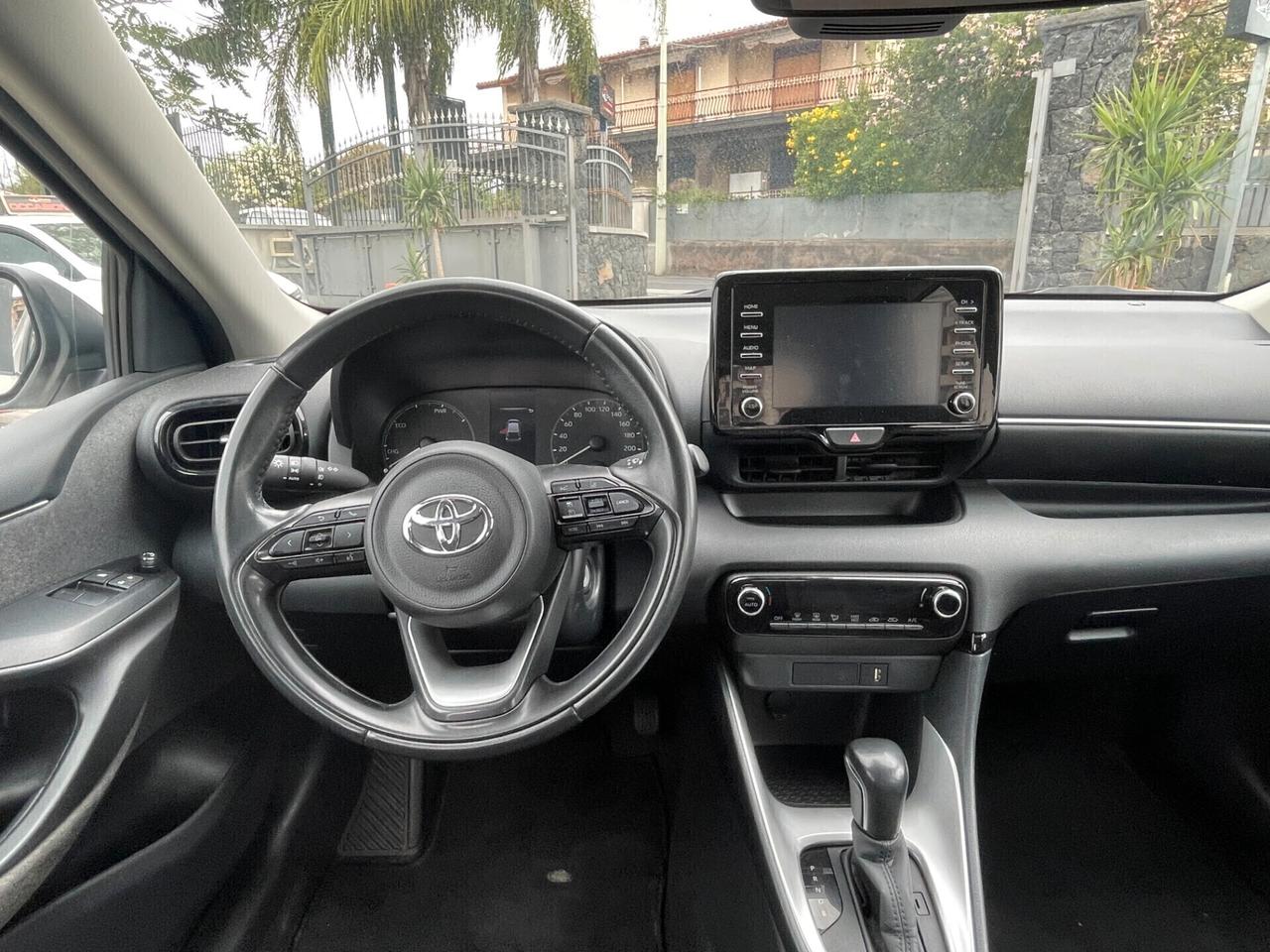 Toyota Yaris 1.5 Hybrid 5 porte Automatica