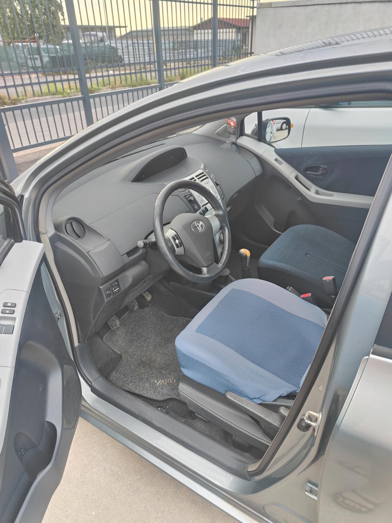 TOYOTA YARIS- PRoV TOSCANA -ECCELLENTI CONDIZIONI
