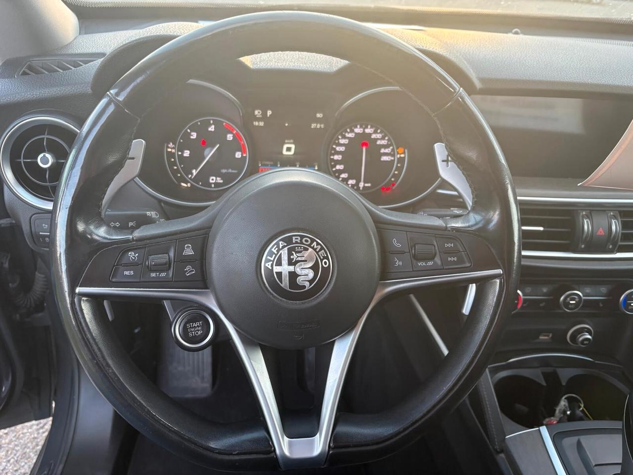 Alfa Romeo Stelvio 2.2 Turbodiesel 210 CV AT8 Q4 Super