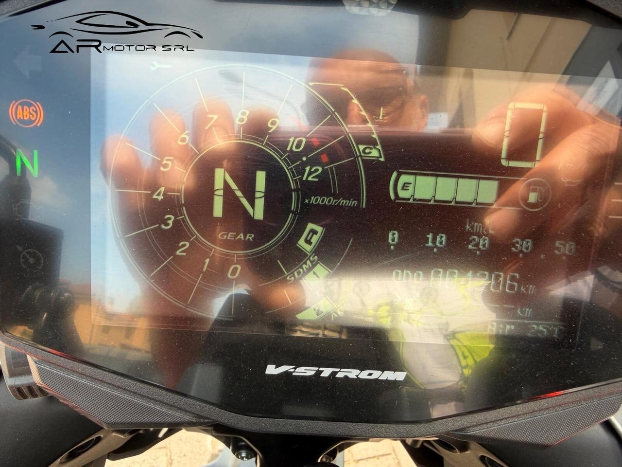 Suzuki V Strom DL 1050