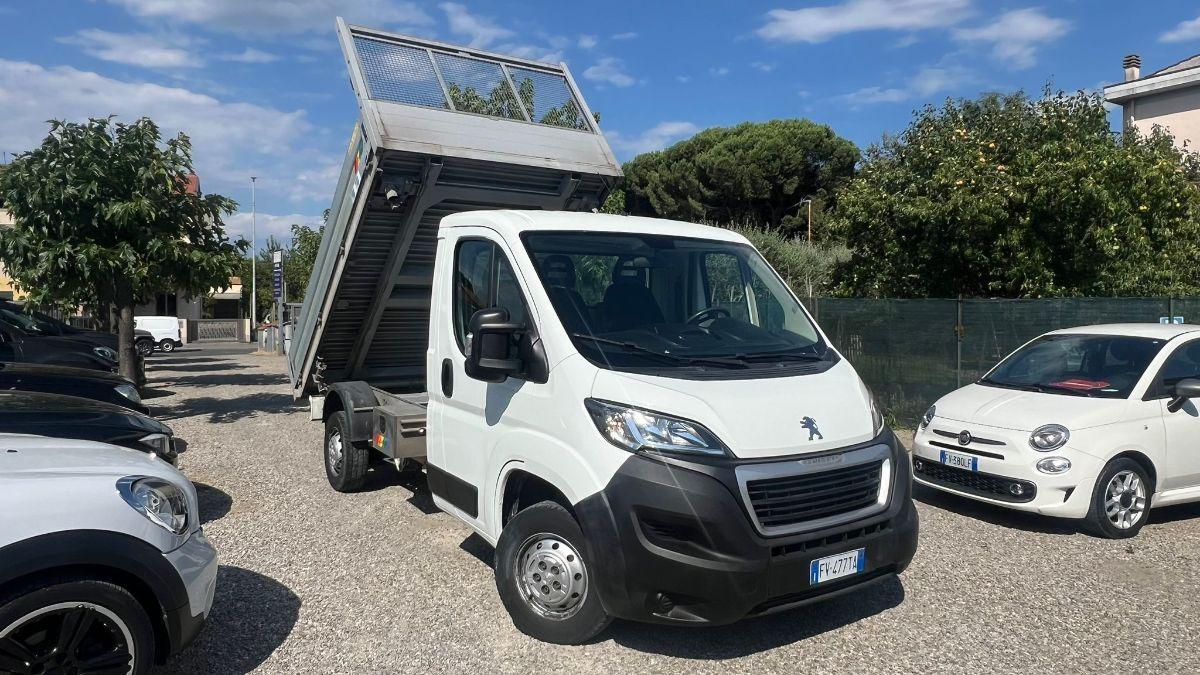 PEUGEOT Boxer 335 2.0 bluehdi 130cv L2H2 + cassone ribaltabile trilaterale + IVA