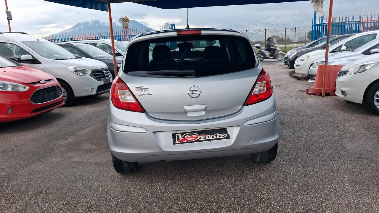 Opel Corsa 1.2 benzina gpl