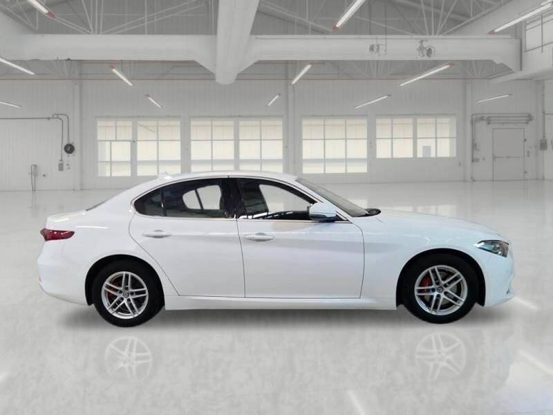 Alfa Romeo Giulia 2.2 Td 160 CV AT8 Business