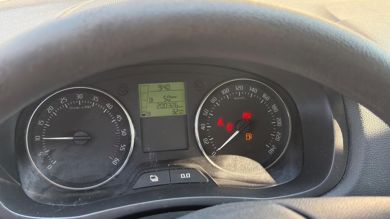 Skoda Roomster 1.6 TDI CR 90CV Ambition