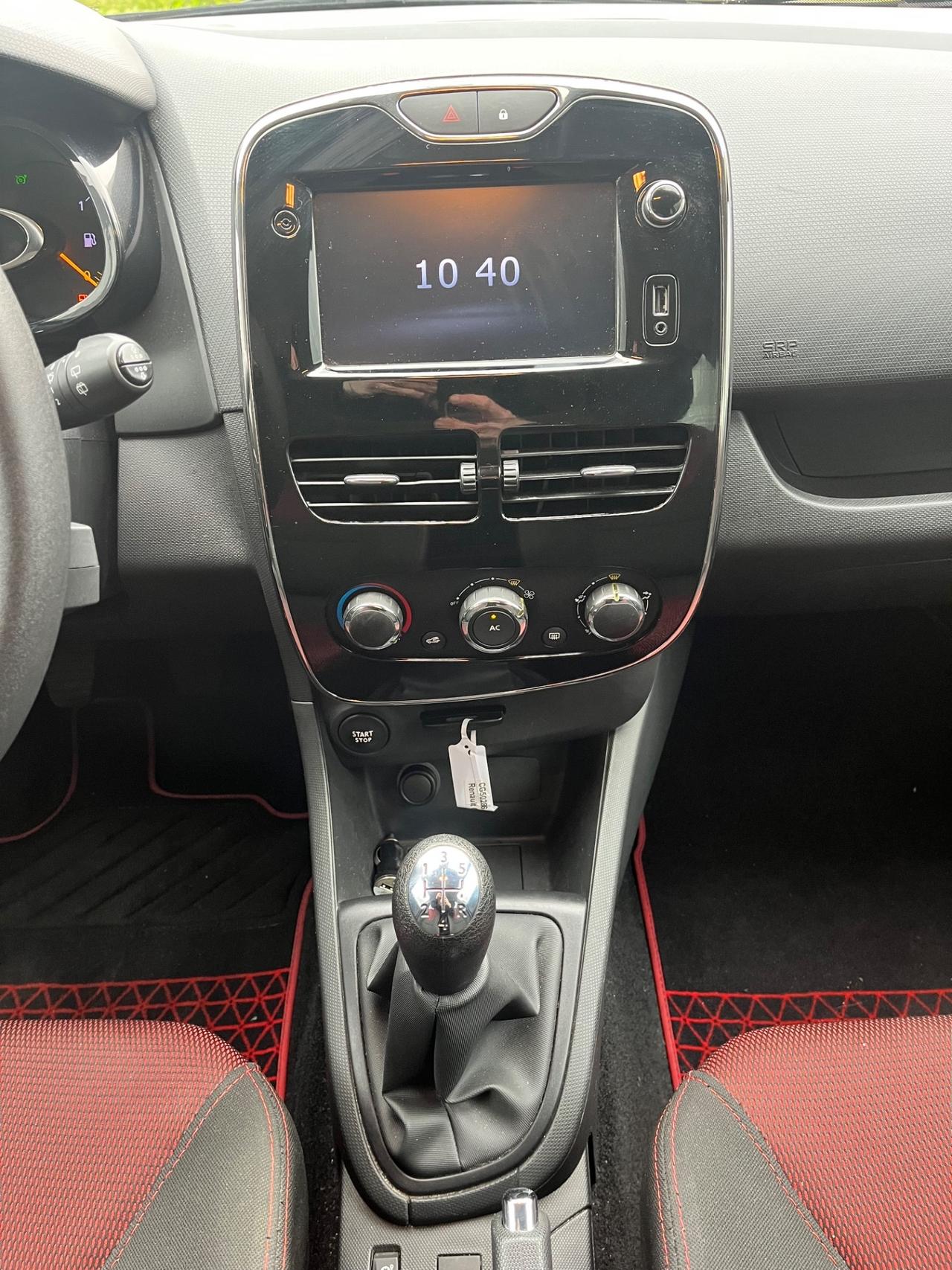 Renault Clio 1.2 75CV Neopatentati